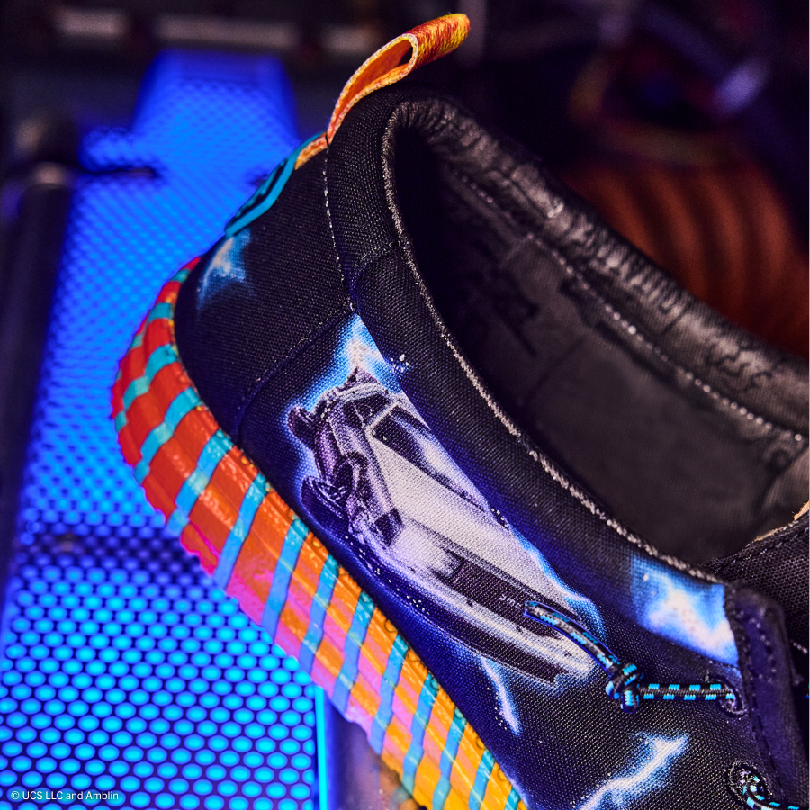 Wally Back To The Future Time Machine ÿ Black/Multi - Image 11